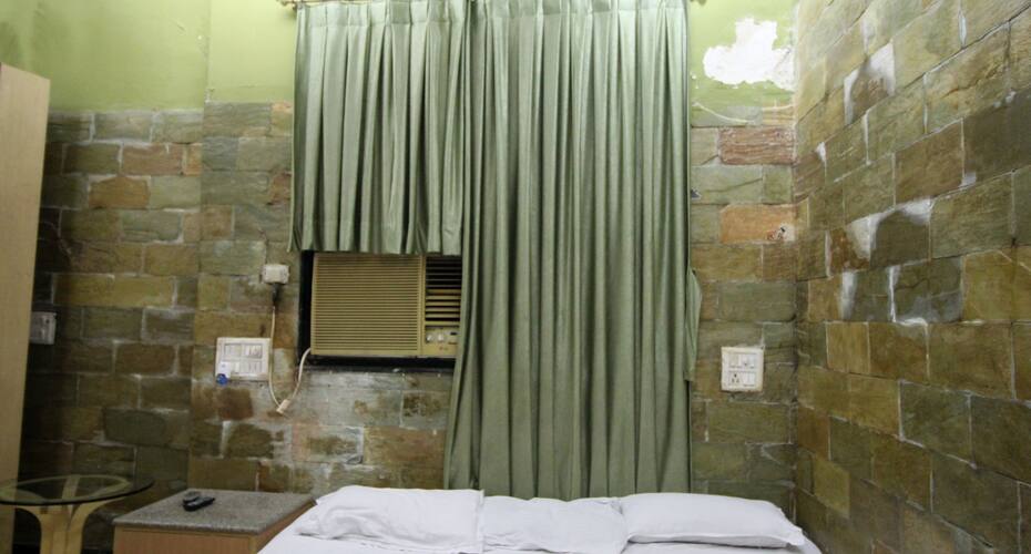 Cafe Vihar  Annex, Mumbai 4